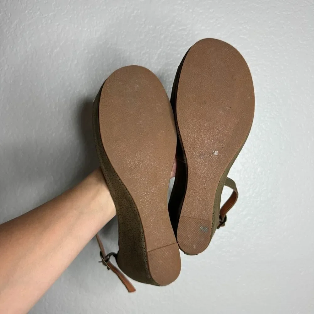 Sundance Olive Leather Laser Cut Wedge Sandals Size 39 New Vacation Capsule